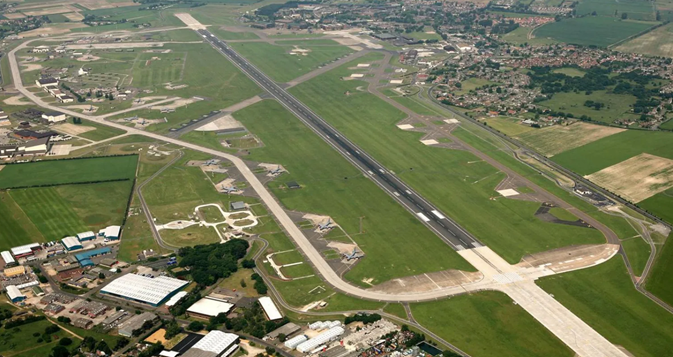 英媒：美空军证实，在三处驻英美军基地上空发现不明身份无人机-第1张图片-十倍杠杆-股票杠杆